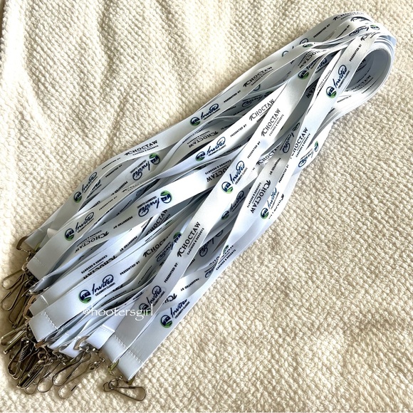 Accessories - BUNDLE of 25 Lanyards🔑